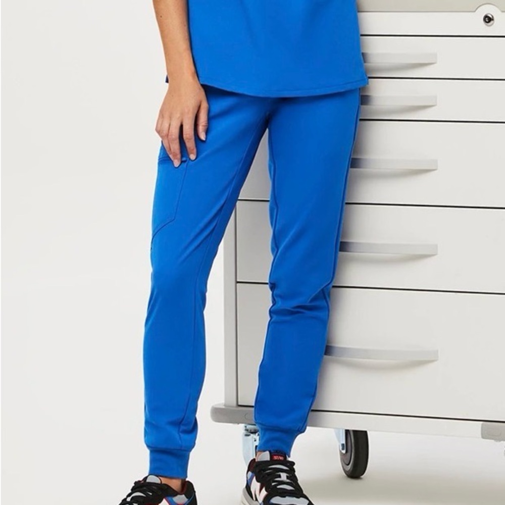 🎉NWT! Figs Zamora Jogger Scrub Pants! Royal Blue Large